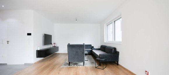 Замки и поместья с 4 комнатами в Зиммеринг, Австрия № 127289 8