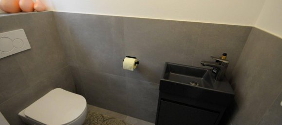 Замки и поместья с 4 комнатами в Зиммеринг, Австрия № 127289 28