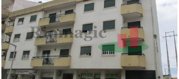 Parkplatz in Entroncamento, Portugal 28m², Nr. 64775 4