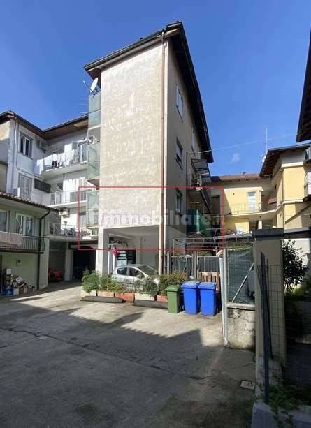 1 bedroom Apartment in Alzano Lombardo, Italy No. 327286