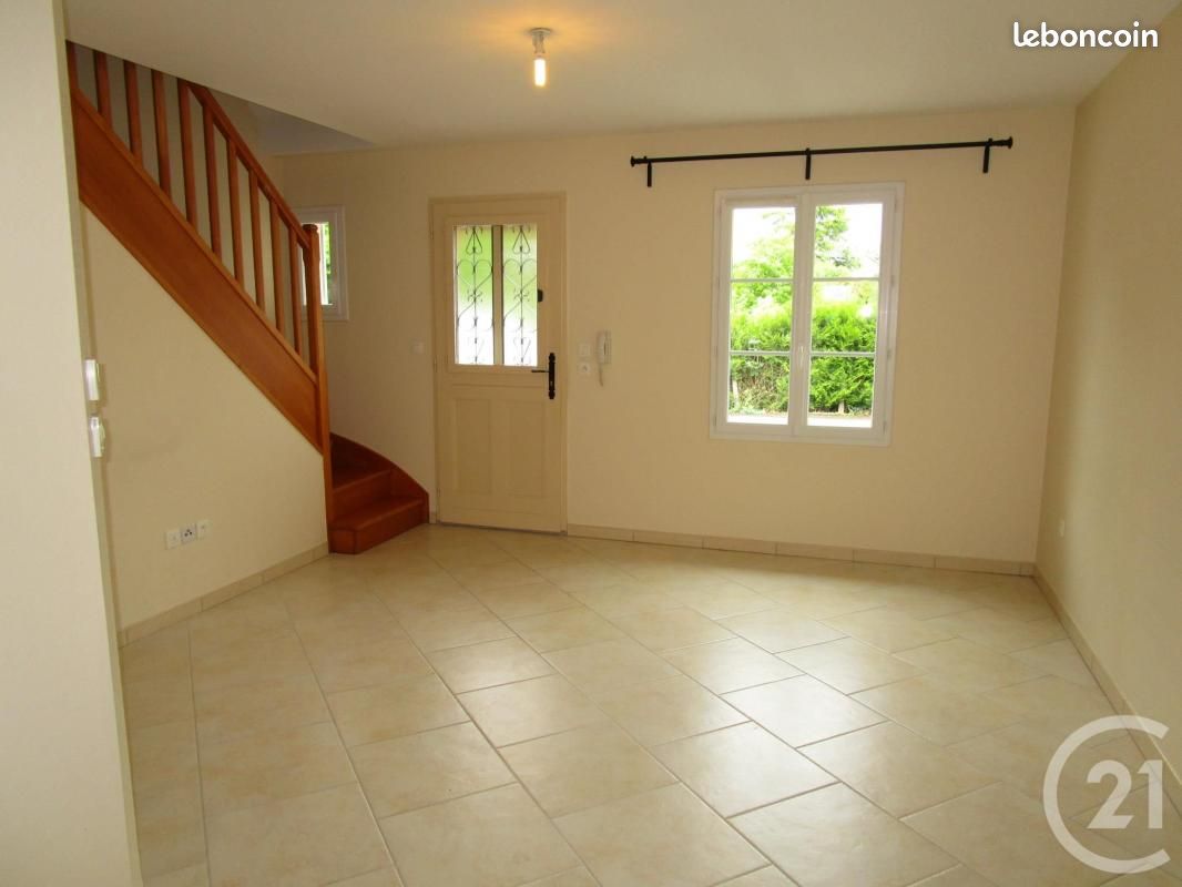 2 Schlafzimmer Haus in Chateauneuf-sur-Loire, France, Nr. 157892