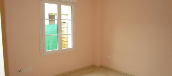 2 Schlafzimmer Haus in Chateauneuf-sur-Loire, France, Nr. 157892 4