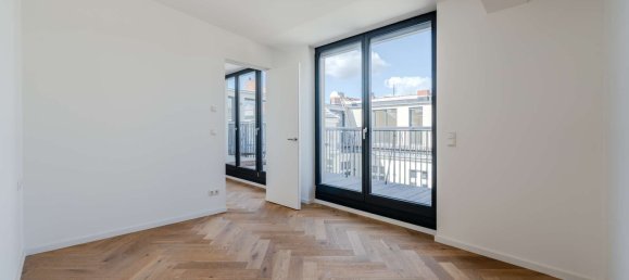 3 bedrooms Apartment in Mitte, Germany No. 341610 13