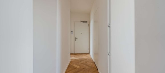 3 bedrooms Apartment in Mitte, Germany No. 341610 2