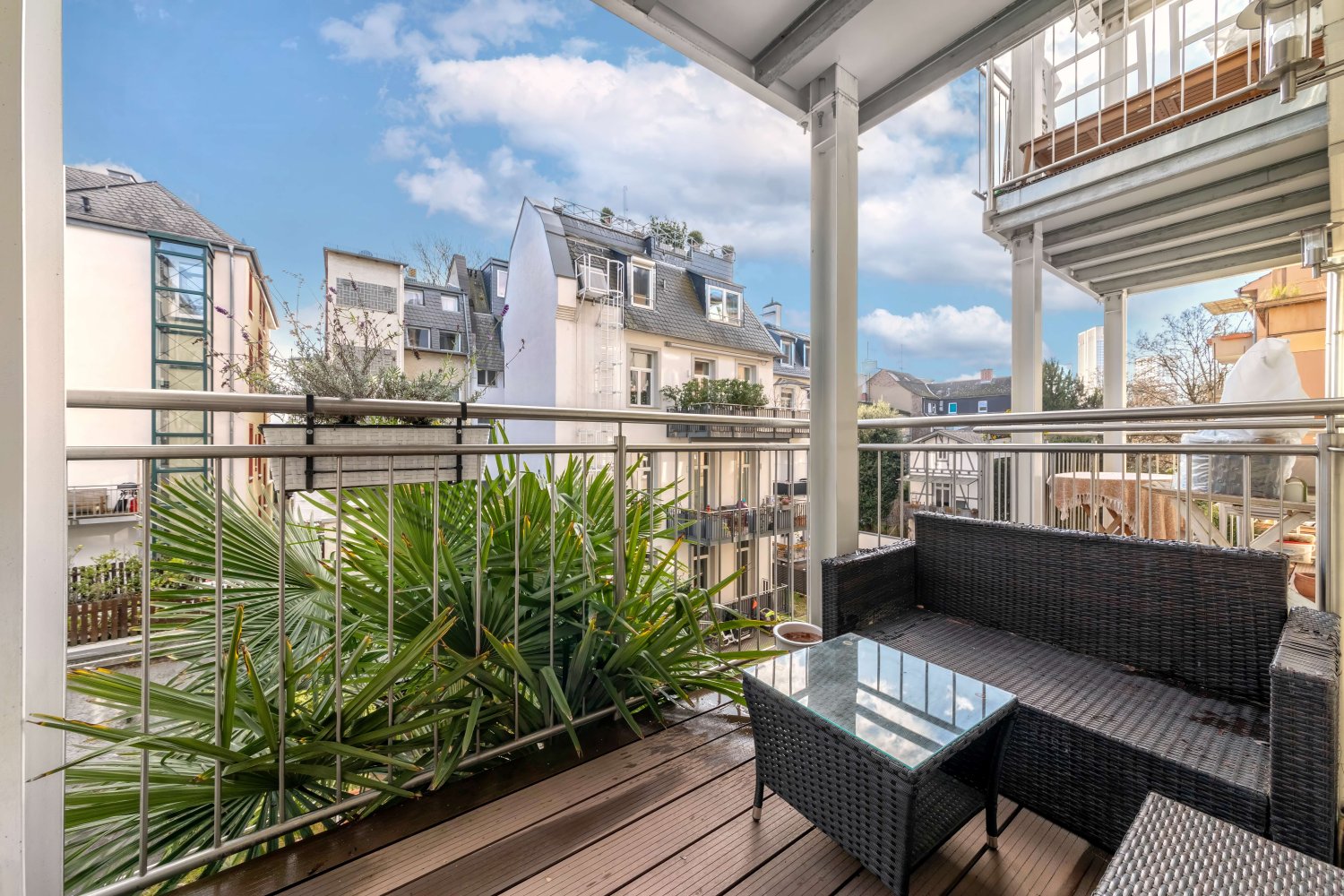 2 bedrooms Apartment in Frankfurt am Main, Germany No. 10287