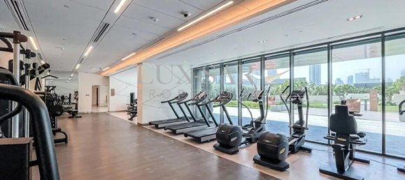 4 bedrooms Apartment in Dubai, UAE No. 6353 5