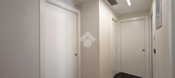 2 bedrooms Apartment in Bari, Italy No. 287134 8