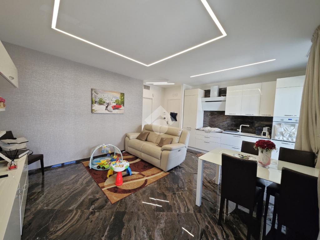 2 bedrooms Apartment in Bari, Italy No. 287134