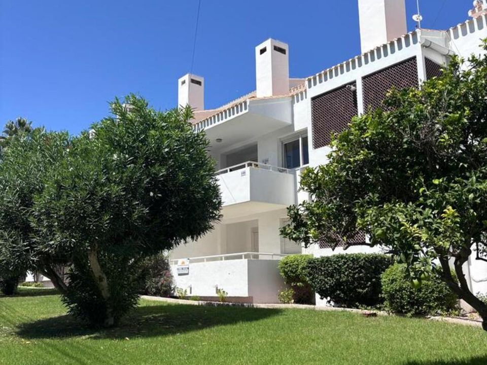 2 bedrooms Apartment in Alicante, Spain No. 194898