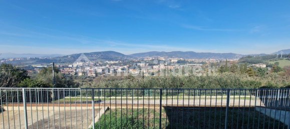 Apartamento de 2 dormitorios en Perugia, Italy No. 116331 6