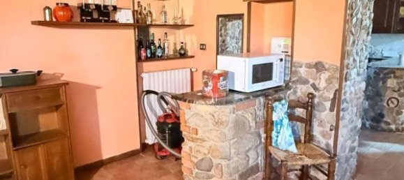 Дом с 9 комнатами в Капаннори, Италия № 307180 10