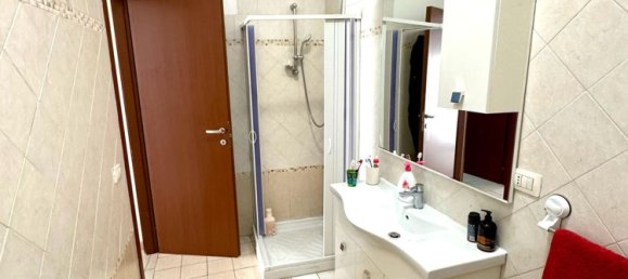 3-salle Appartement à Nettuno, Italy No. 297261 9