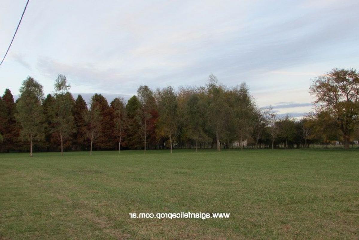 Terreno en Buenos Aires, Argentina No. 120054