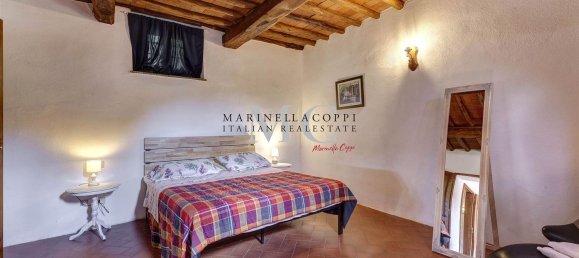 Propriété commerciale à Greve in Chianti, Italy 1366m² No. 193878 33