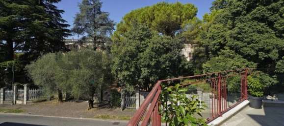 Apartamento de 2 dormitorios en Salò, Italy No. 276792 24