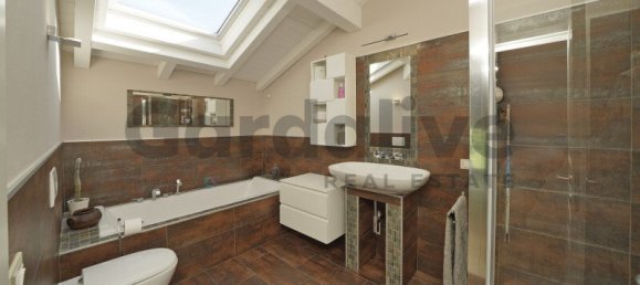 Apartamento de 2 dormitorios en Salò, Italy No. 276792 15