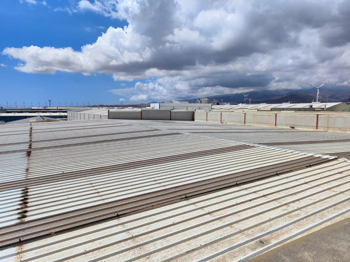 3300m² Warehouse in Aguimes, Spain No. 233350