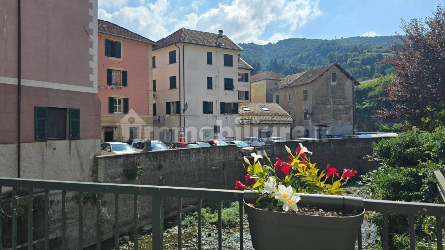  عقار تجاري في Campo Ligure, Italy 114متر مربع رقم 353333