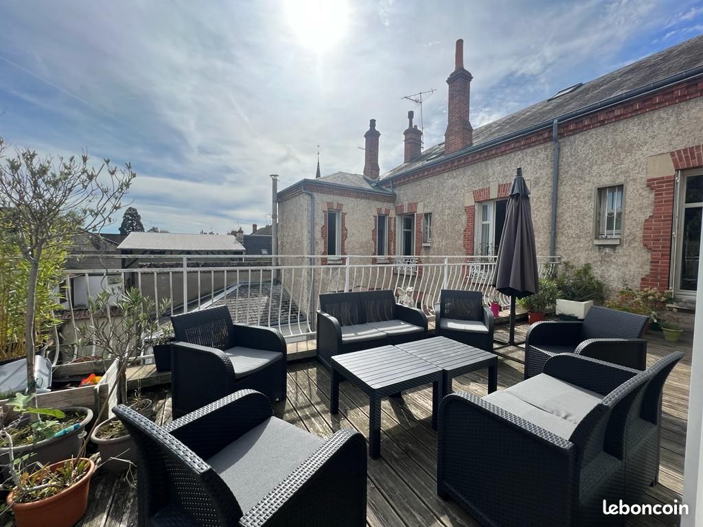 6 Schlafzimmer Haus in Fleury-les-Aubrais, France, Nr. 80052