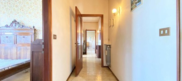 Villa de 6 habitaciónes en Grignasco, Italy No. 236181 21