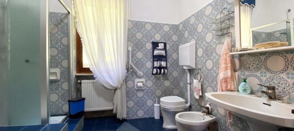 Villa de 6 habitaciónes en Grignasco, Italy No. 236181 23
