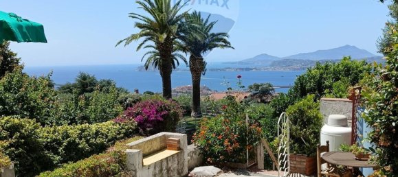 2 bedrooms Apartment in Pozzuoli, Italy No. 55866 5