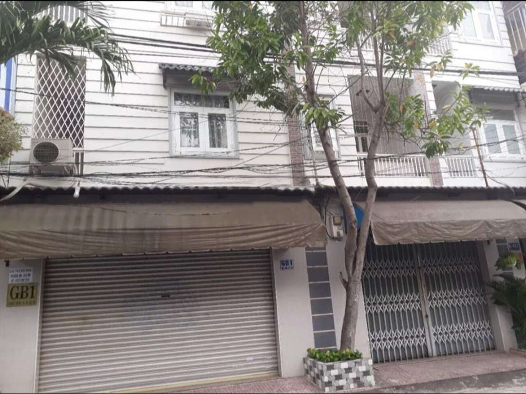 1350m² Townhouse in District 7, Vietnam No. 13895