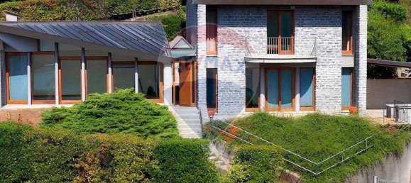 3 bedrooms Villa in Cernobbio, Italy No. 106272 17