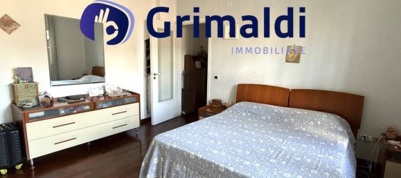 2 bedrooms Apartment in Naples, Italy No. 313637 12