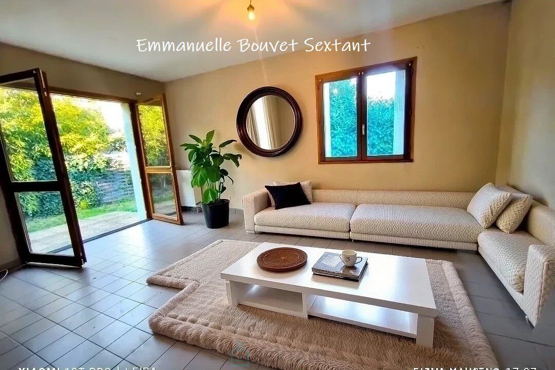 3 bedrooms House in Bergerac, France No. 283175