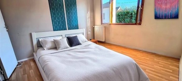 3 bedrooms House in Bergerac, France No. 283175 4