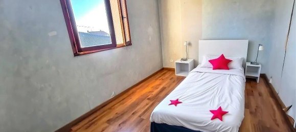 3 bedrooms House in Bergerac, France No. 283175 8