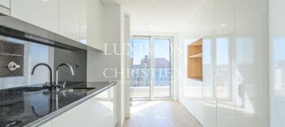 3 bedrooms Penthouse in Vila do Conde, Portugal No. 110734 7