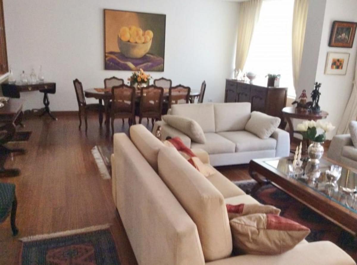 3 bedrooms House in Bogota, Colombia No. 14262