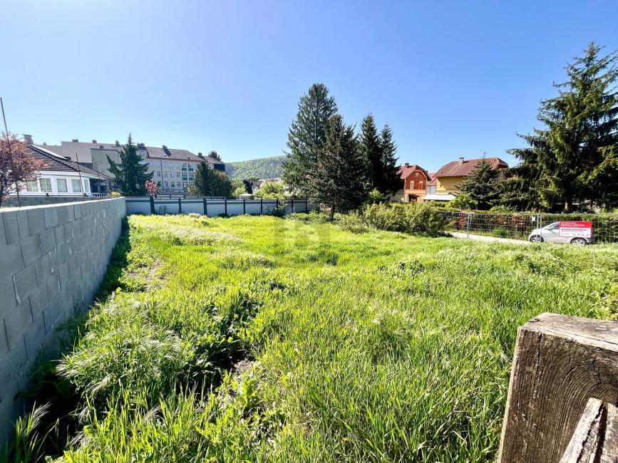  Land in Berndorf, Austria No. 225650