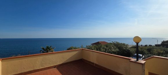 5-Zimmer Doppelhaus in Cipressa, Italy, Nr. 281384 5