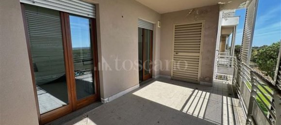 Apartamento de 2 dormitorios en Fiumicino, Italy No. 332020 13