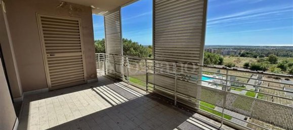 Apartamento de 2 dormitorios en Fiumicino, Italy No. 332020 17