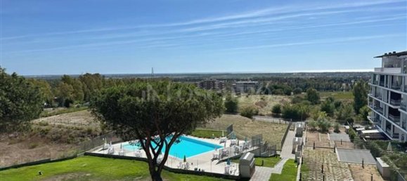 Apartamento de 2 dormitorios en Fiumicino, Italy No. 332020 15