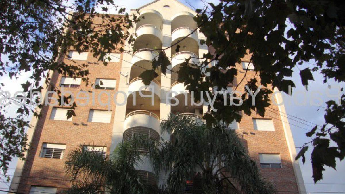 2 bedrooms Apartment in Tres de Febrero, Argentina No. 17585