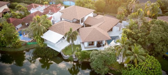 5 bedrooms Villa in Phuket, Thailand No. 10946 5