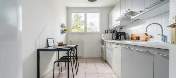 3 Schlafzimmer Wohnung in Rhone, France, Nr. 351116 6