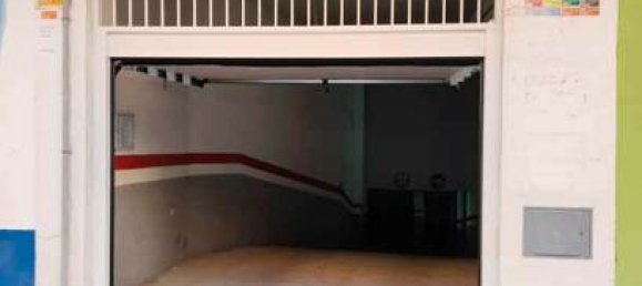  Garage in Almeria, Spain No. 186676 2