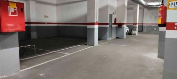  Garage in Almeria, Spain No. 186676 4