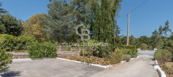 Дом с 5 комнатами в Остуни, Италия № 6000 33