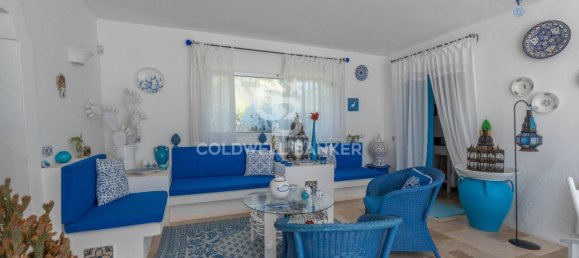 Дом с 5 комнатами в Остуни, Италия № 6000 27