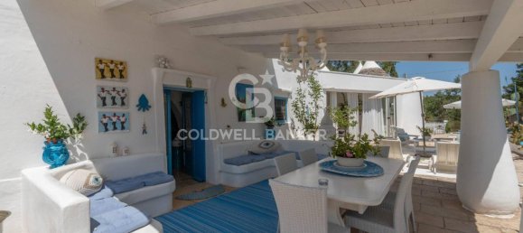 Дом с 5 комнатами в Остуни, Италия № 6000 45