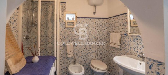 Дом с 5 комнатами в Остуни, Италия № 6000 25