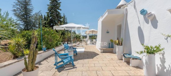 Дом с 5 комнатами в Остуни, Италия № 6000 42