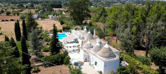 Дом с 5 комнатами в Остуни, Италия № 6000 34